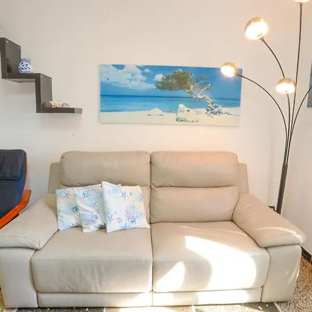 La Casa Di Francesca Ac & Wifi * Vado Ligure
